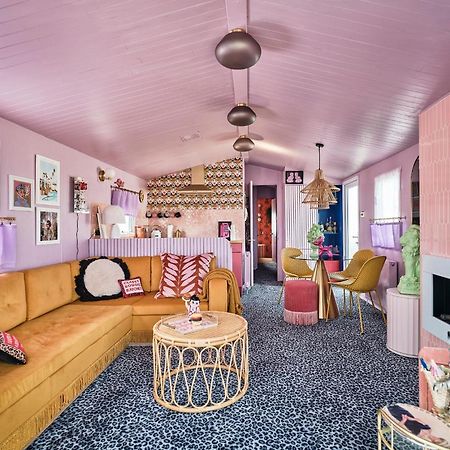 Fun Barbie Inspired, 6 Berth Caravan - Camber Sands Holiday Park, Near The Beach エクステリア 写真