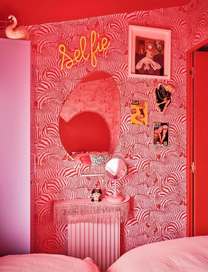 Fun Barbie Inspired, 6 Berth Caravan - Camber Sands Holiday Park, Near The Beach エクステリア 写真